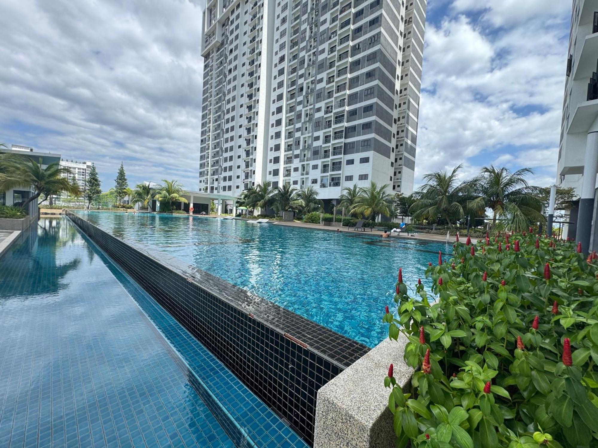 Cheras Trader Square By Jr Lovely Homestay Buitenkant foto