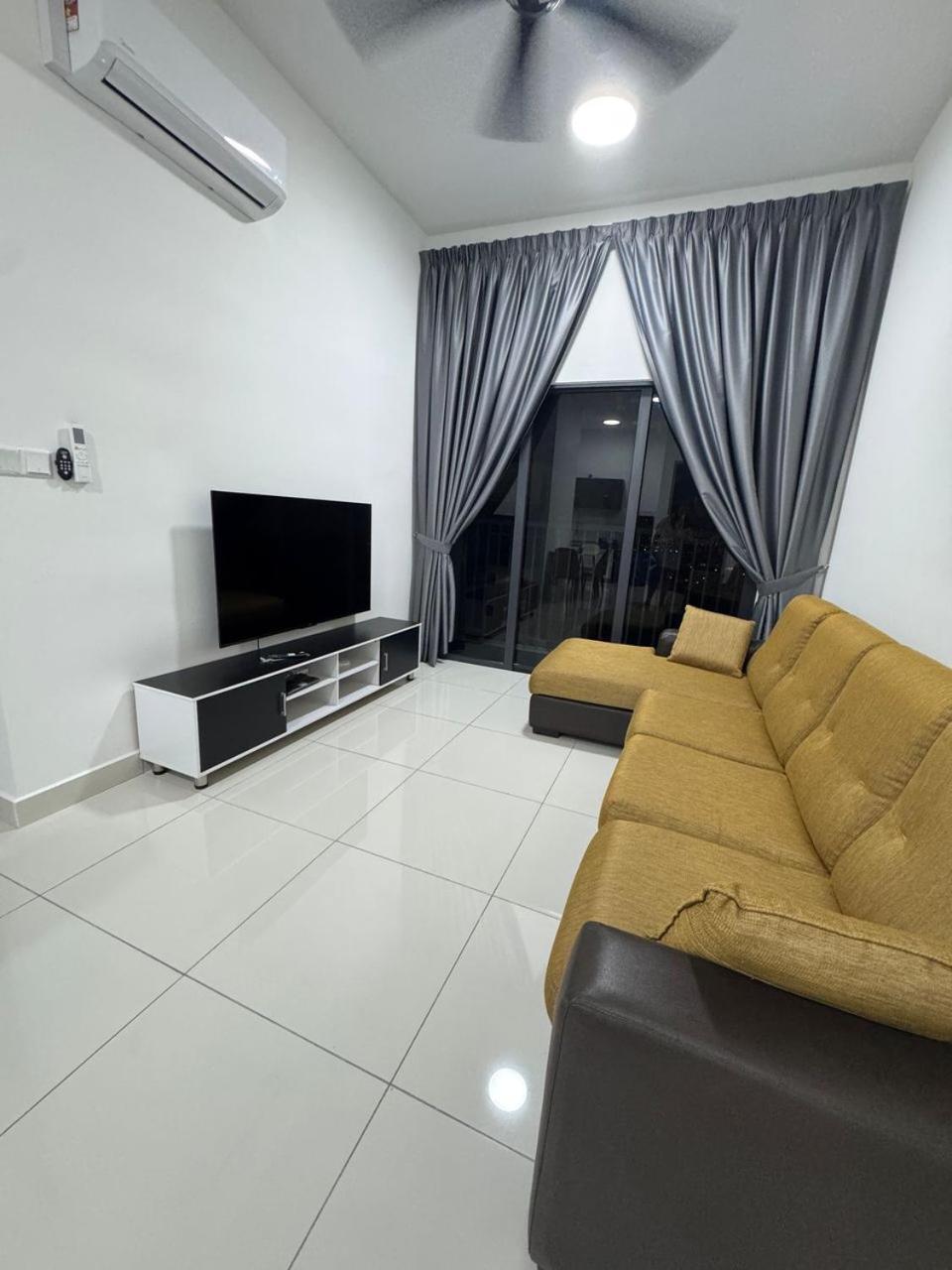 Cheras Trader Square By Jr Lovely Homestay Buitenkant foto